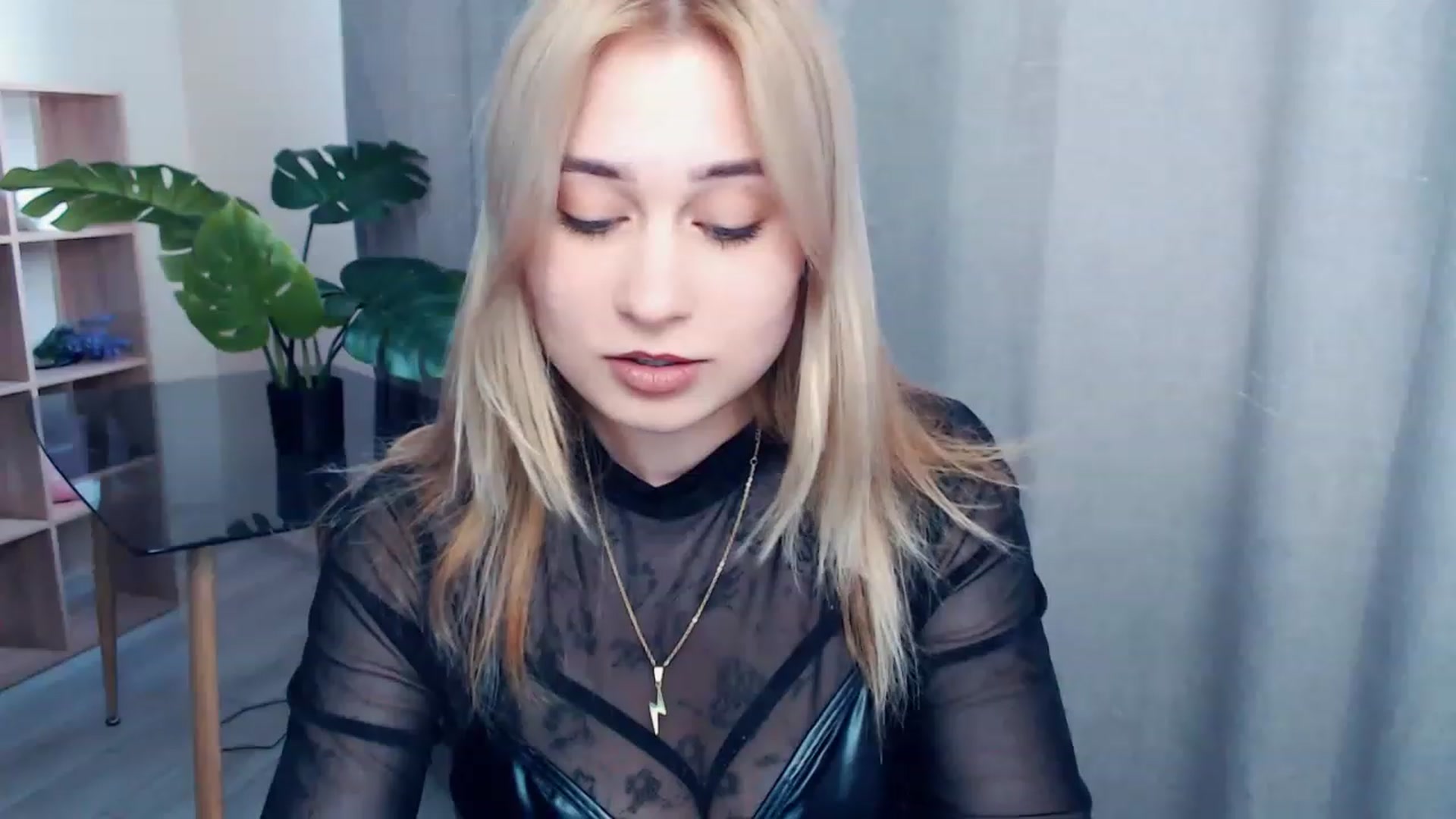 Gallery image thumbnail from Kukla_kolduna's myfreecams stream on, 04/30/2023, 14:24 image 15 of 20