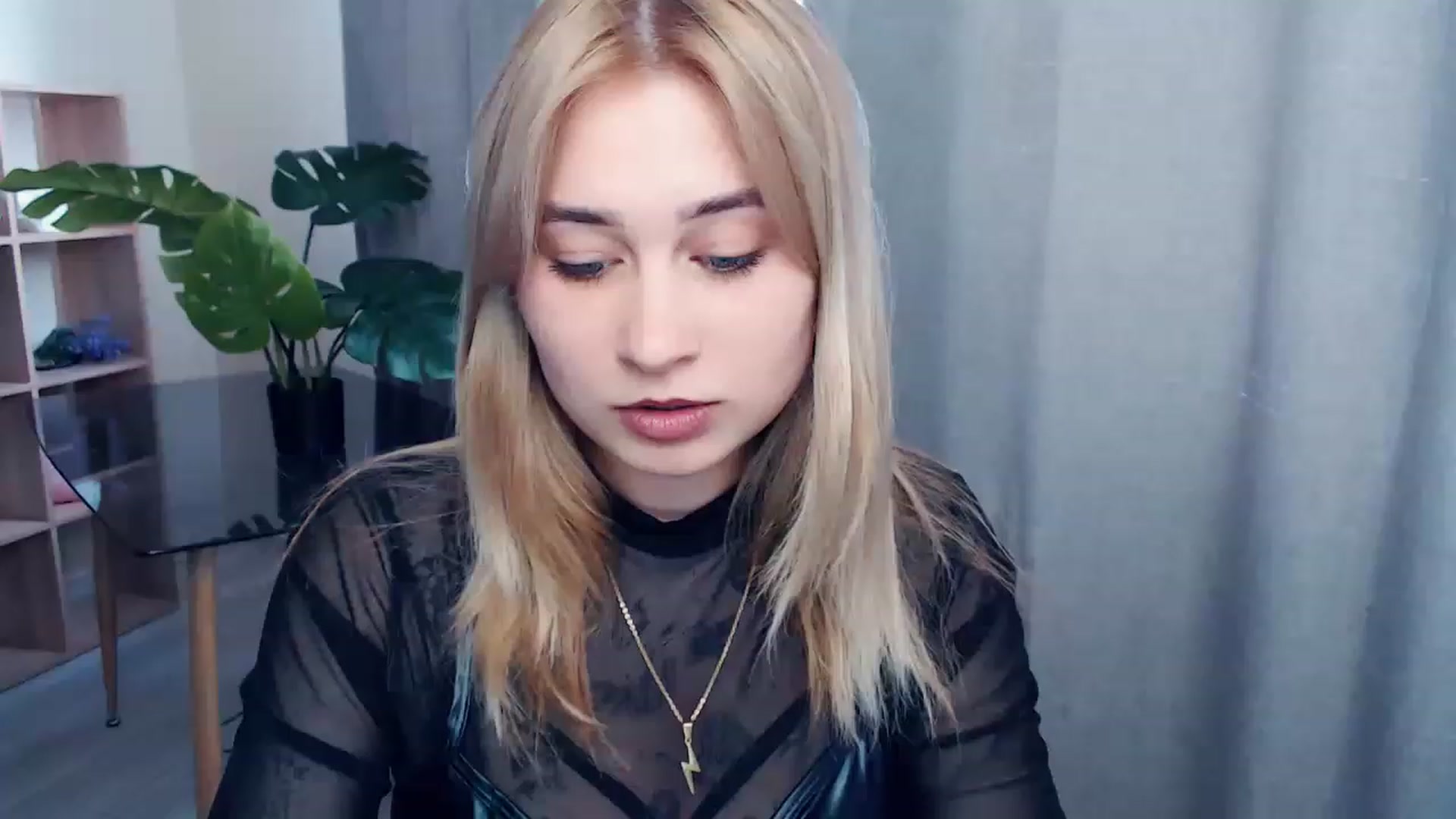 Gallery image thumbnail from Kukla_kolduna's myfreecams stream on, 04/30/2023, 14:24 image 12 of 20