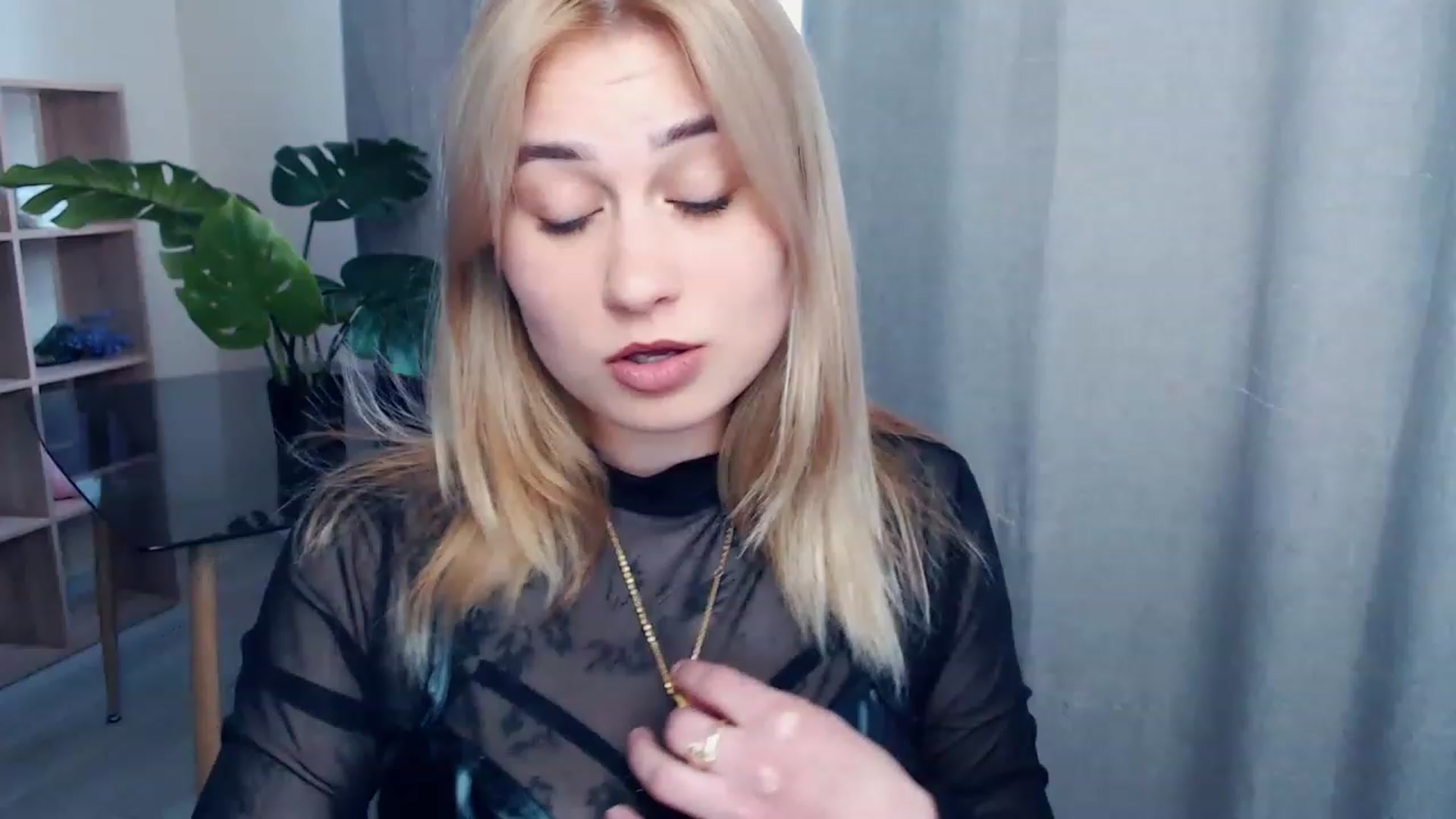 Gallery image thumbnail from Kukla_kolduna's myfreecams stream on, 04/30/2023, 14:41 image 13 of 20