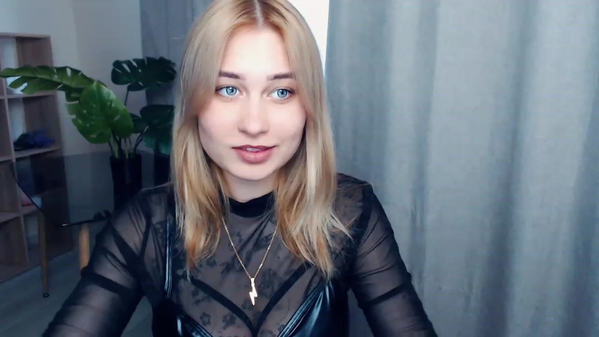 Gallery image thumbnail from Kukla_kolduna's myfreecams stream on, 04/30/2023, 16:04 image 10 of 20