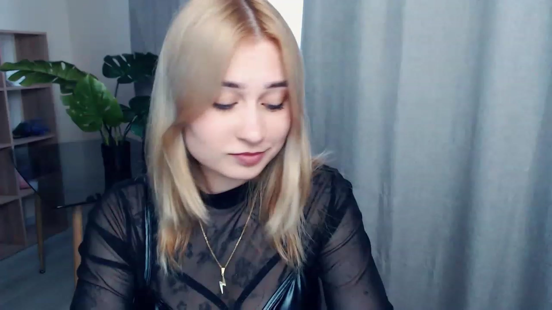 Gallery image thumbnail from Kukla_kolduna's myfreecams stream on, 04/30/2023, 16:04 image 4 of 20