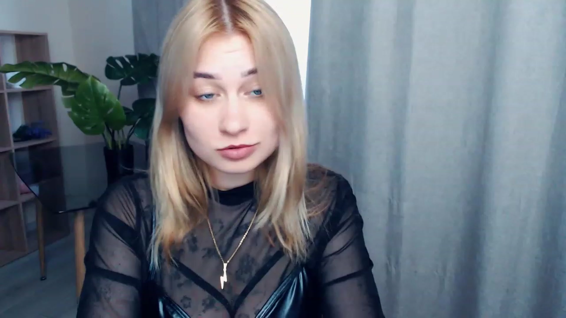 Gallery image thumbnail from Kukla_kolduna's myfreecams stream on, 04/30/2023, 16:04 image 7 of 20
