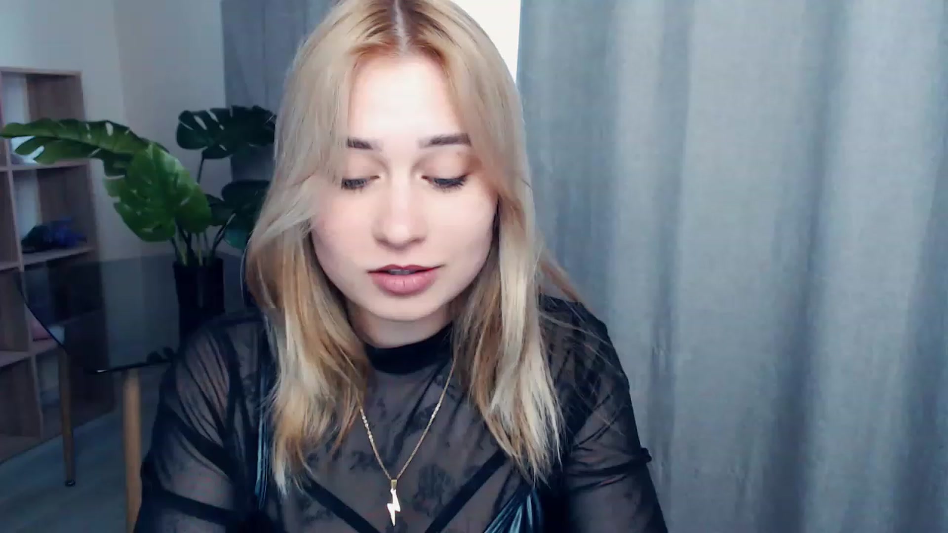 Gallery image thumbnail from Kukla_kolduna's myfreecams stream on, 04/30/2023, 16:04 image 1 of 20