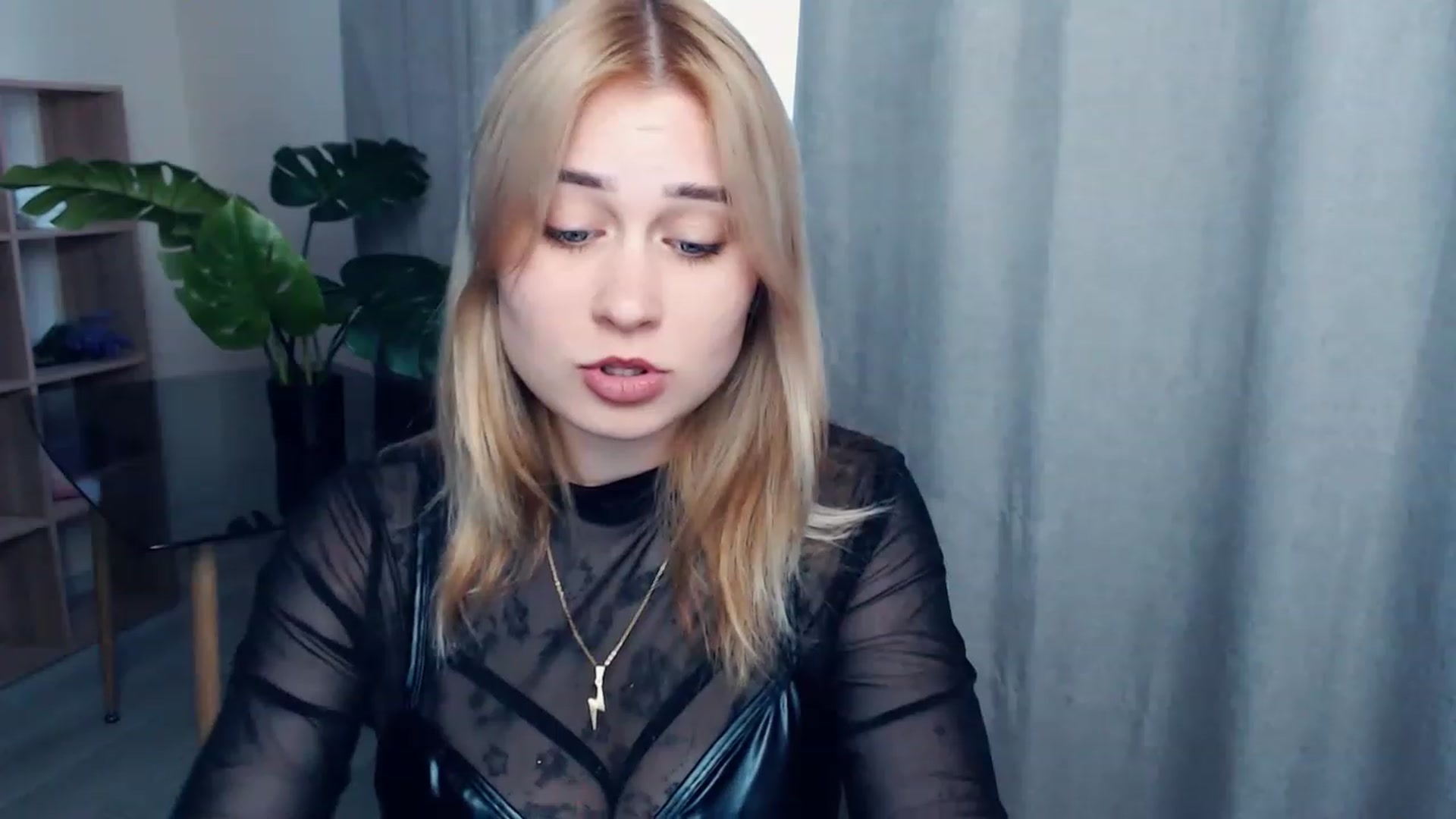 Gallery image thumbnail from Kukla_kolduna's myfreecams stream on, 04/30/2023, 16:04 image 8 of 20