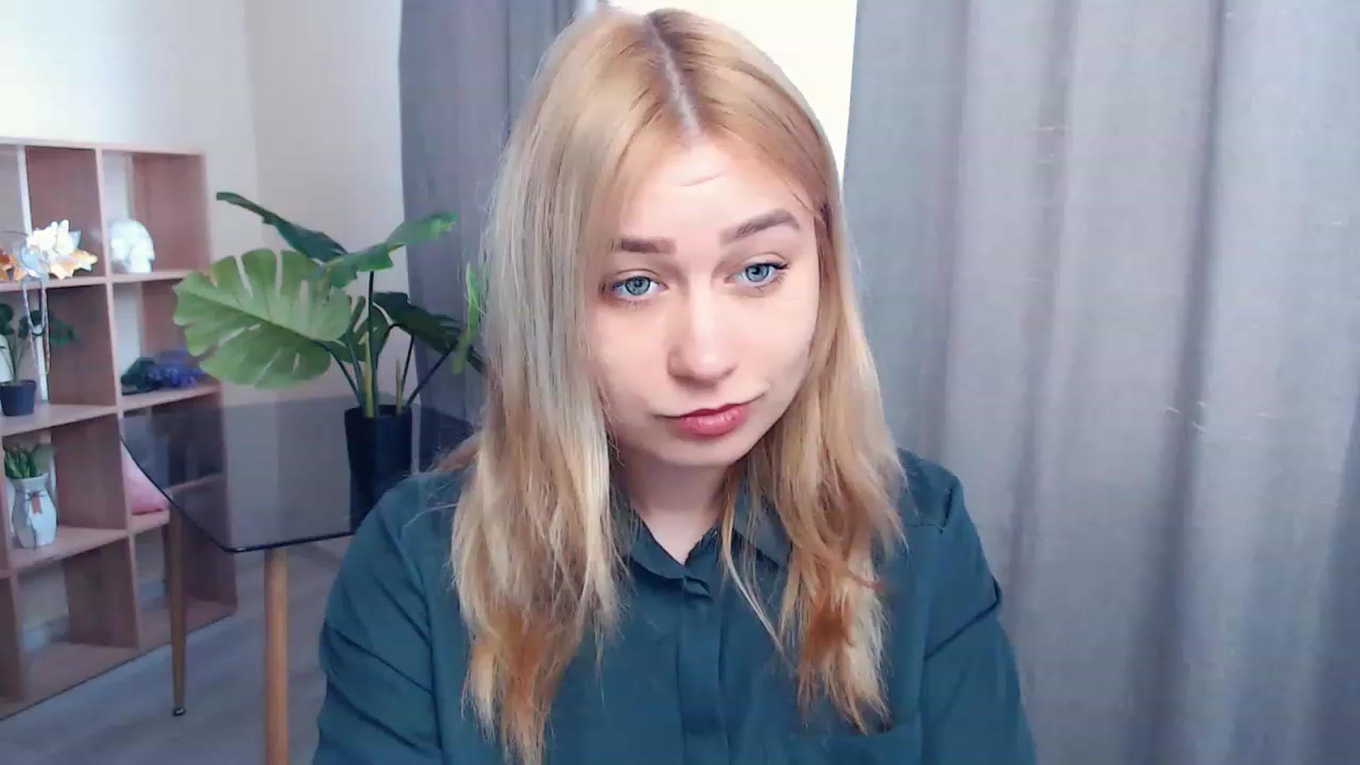 Gallery image thumbnail from Kukla_kolduna's myfreecams stream on, 05/04/2023, 12:56 image 12 of 20
