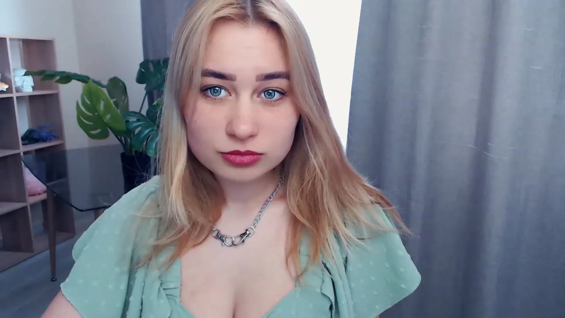 Gallery image thumbnail from Kukla_kolduna's myfreecams stream on, 05/11/2023, 11:50 image 14 of 20