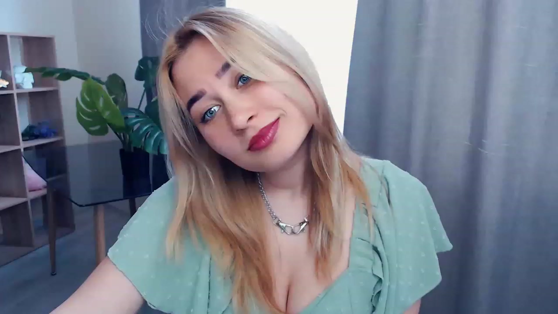 Gallery image thumbnail from Kukla_kolduna's myfreecams stream on, 05/11/2023, 11:50 image 9 of 20