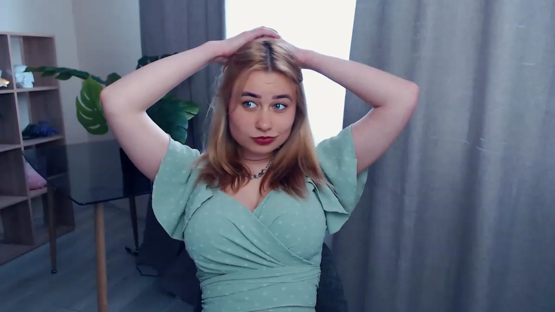 Gallery image thumbnail from Kukla_kolduna's myfreecams stream on, 05/11/2023, 11:50 image 17 of 20