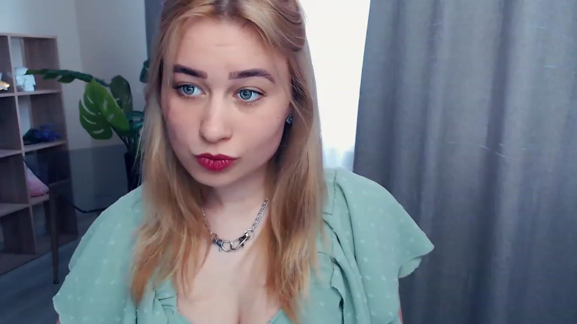 Gallery image thumbnail from Kukla_kolduna's myfreecams stream on, 05/11/2023, 11:50 image 19 of 20