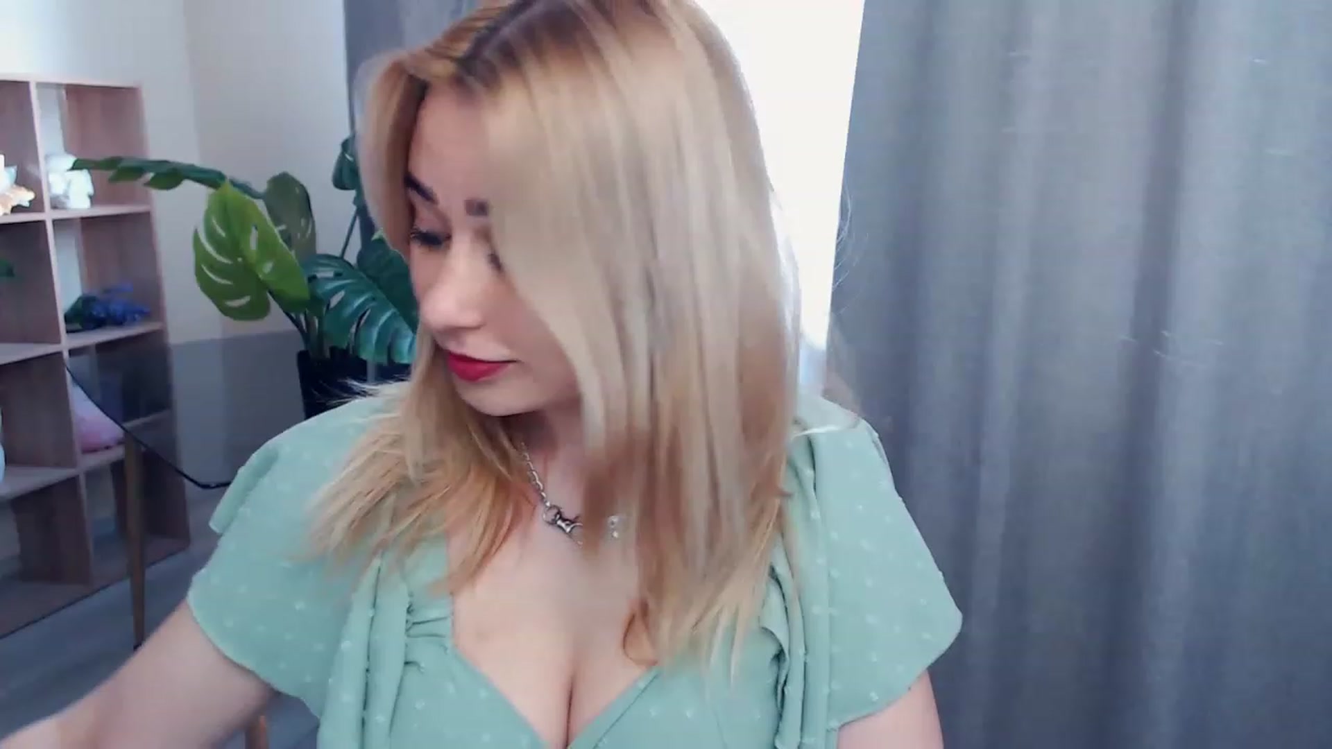Gallery image thumbnail from Kukla_kolduna's myfreecams stream on, 05/11/2023, 13:07 image 14 of 20