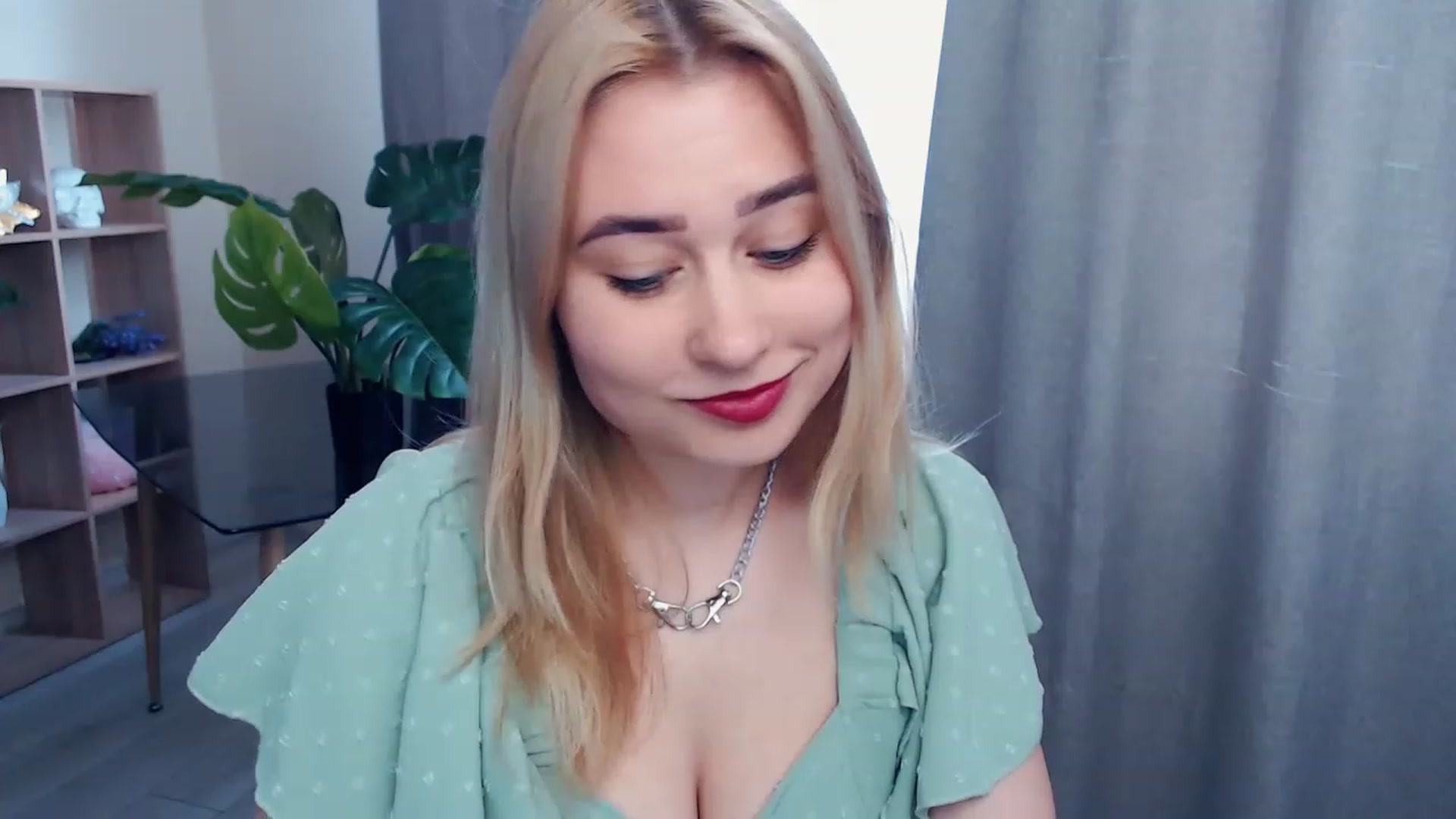 Gallery image thumbnail from Kukla_kolduna's myfreecams stream on, 05/11/2023, 13:07 image 7 of 20