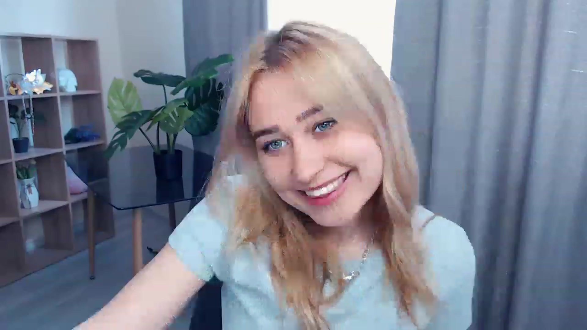 Gallery image thumbnail from Kukla_kolduna's myfreecams stream on, 05/13/2023, 08:37 image 18 of 20