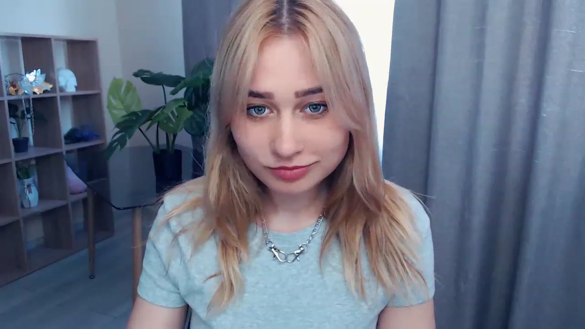 Gallery image thumbnail from Kukla_kolduna's myfreecams stream on, 05/13/2023, 08:37 image 9 of 20