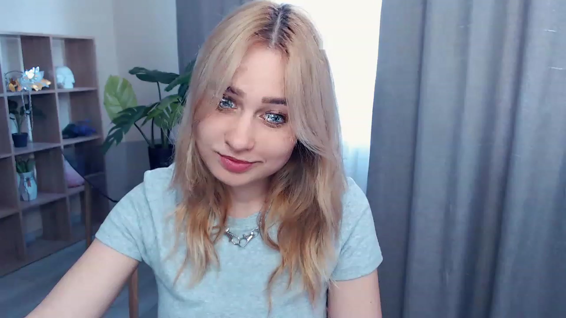 Gallery image thumbnail from Kukla_kolduna's myfreecams stream on, 05/13/2023, 08:37 image 16 of 20