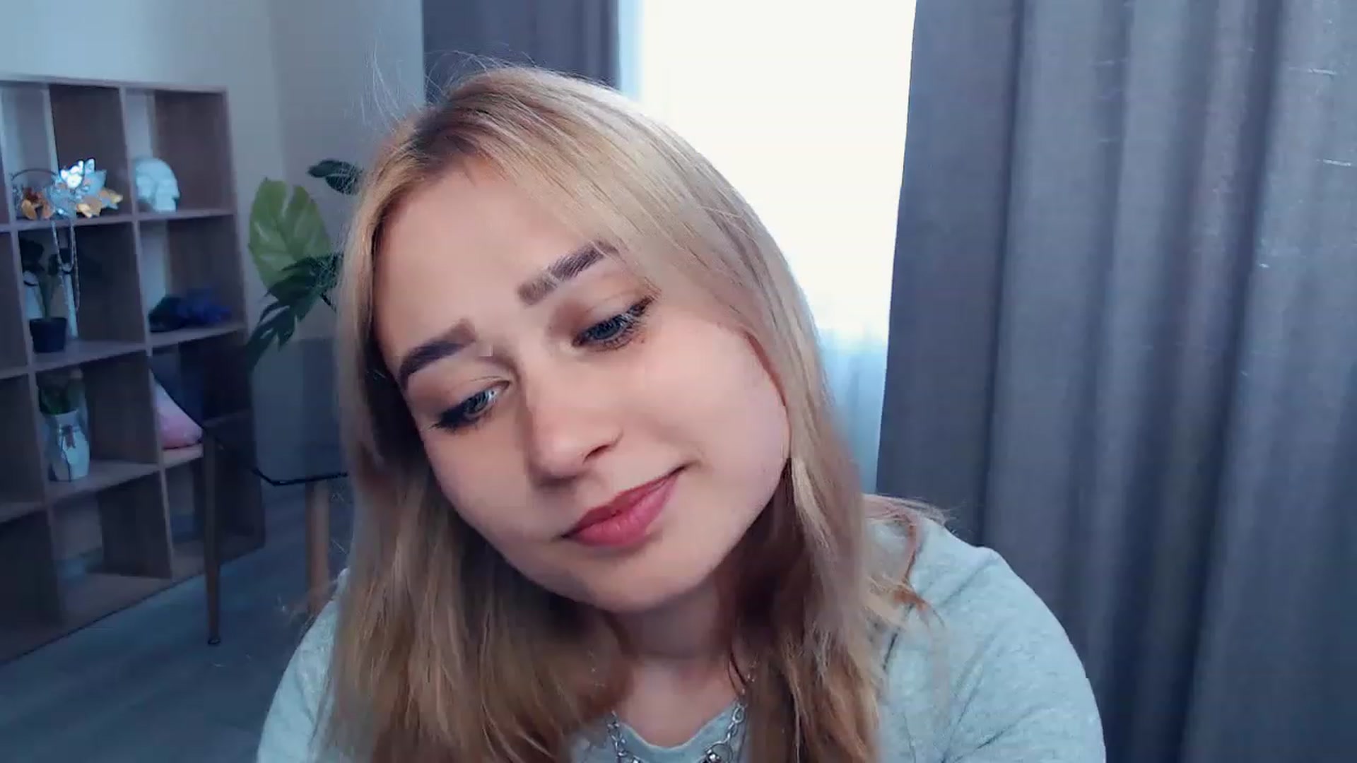 Gallery image thumbnail from Kukla_kolduna's myfreecams stream on, 05/13/2023, 08:37 image 13 of 20
