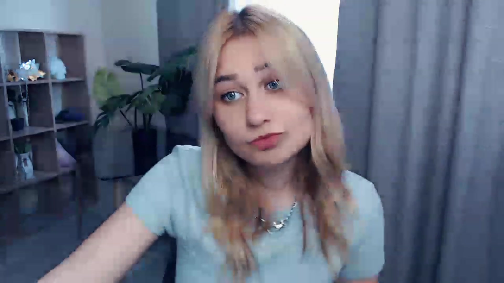 Gallery image thumbnail from Kukla_kolduna's myfreecams stream on, 05/13/2023, 08:37 image 17 of 20