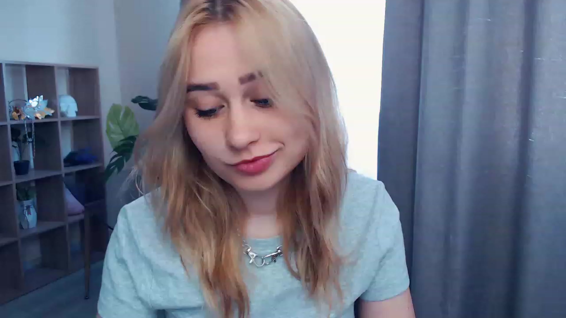 Gallery image thumbnail from Kukla_kolduna's myfreecams stream on, 05/13/2023, 08:37 image 1 of 20