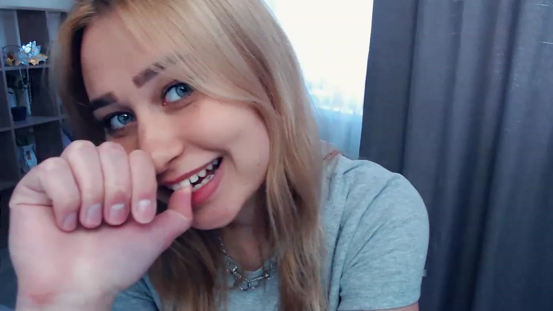 Gallery image thumbnail from Kukla_kolduna's myfreecams stream on, 05/13/2023, 08:37 image 20 of 20
