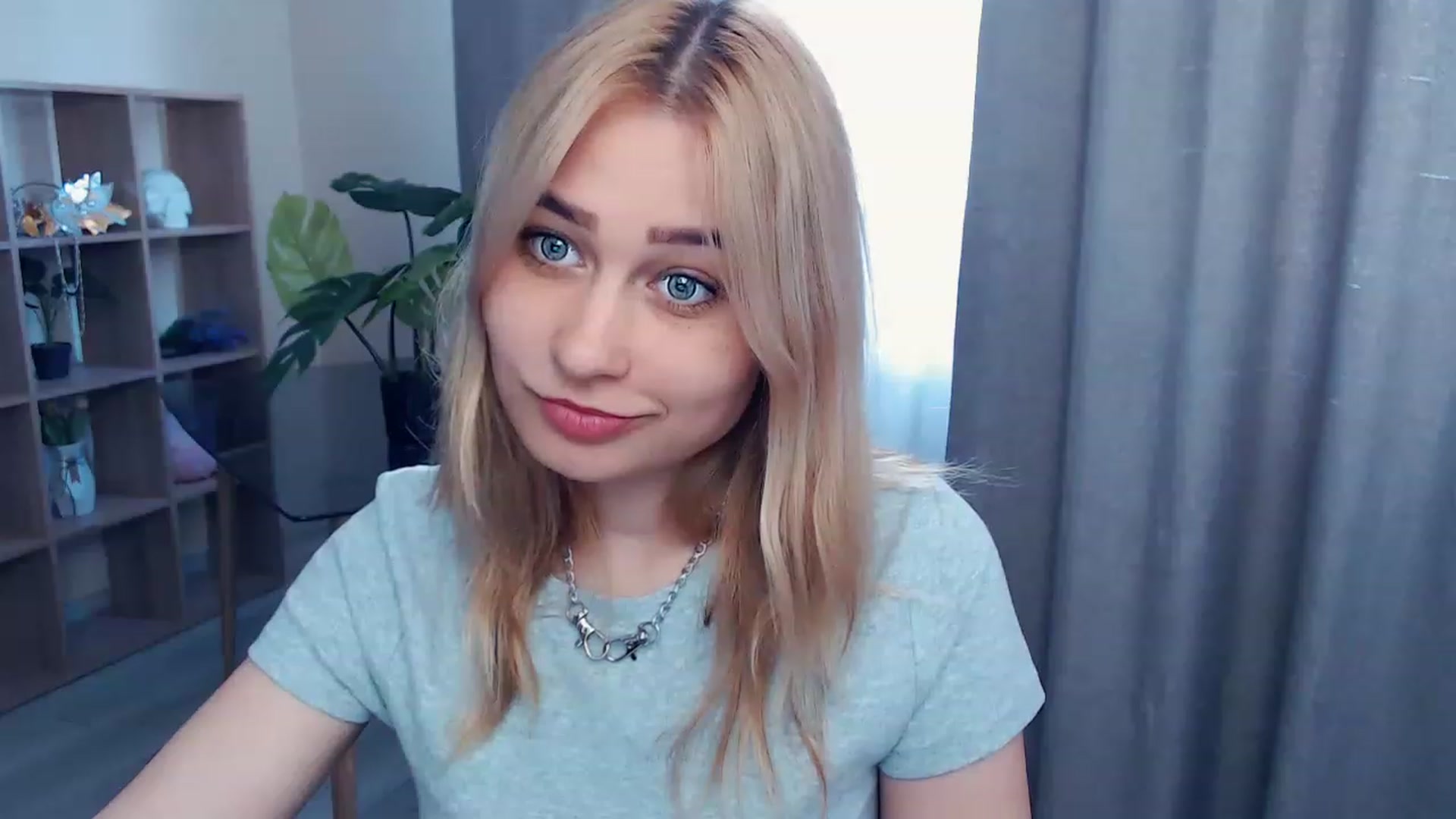 Gallery image thumbnail from Kukla_kolduna's myfreecams stream on, 05/13/2023, 08:37 image 7 of 20