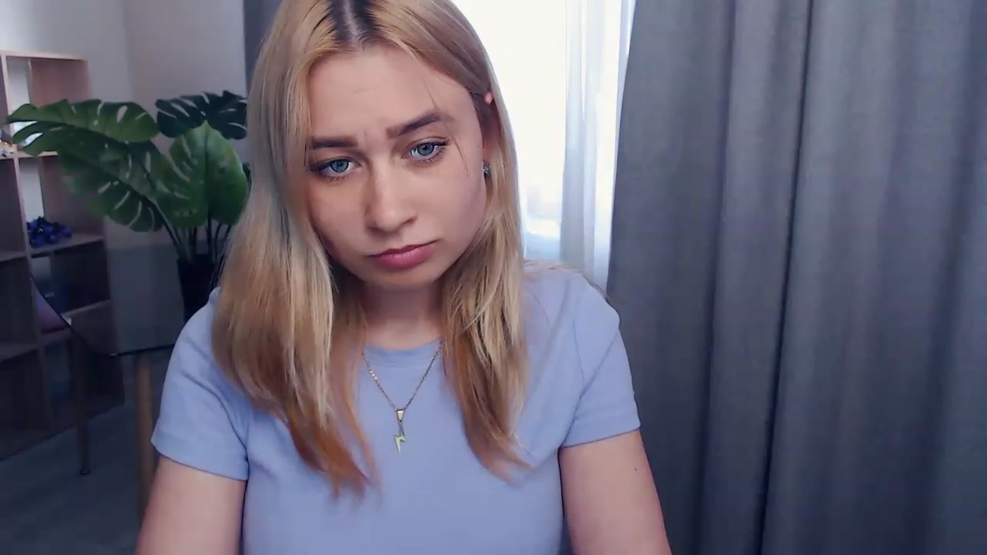 Gallery image thumbnail from Kukla_kolduna's myfreecams stream on, 05/20/2023, 15:00 image 14 of 20