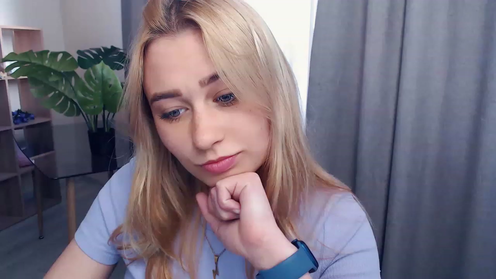 Gallery image thumbnail from Kukla_kolduna's myfreecams stream on, 05/20/2023, 15:00 image 19 of 20