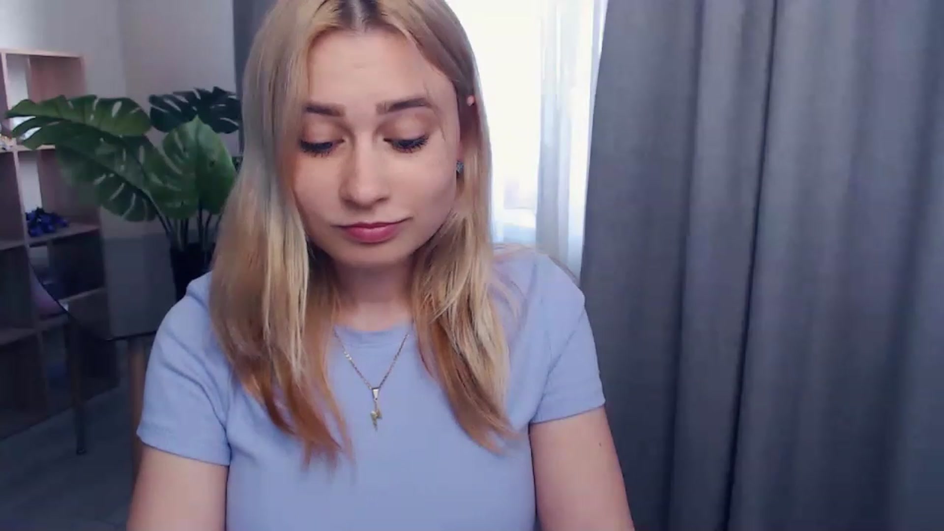 Gallery image thumbnail from Kukla_kolduna's myfreecams stream on, 05/20/2023, 15:00 image 13 of 20