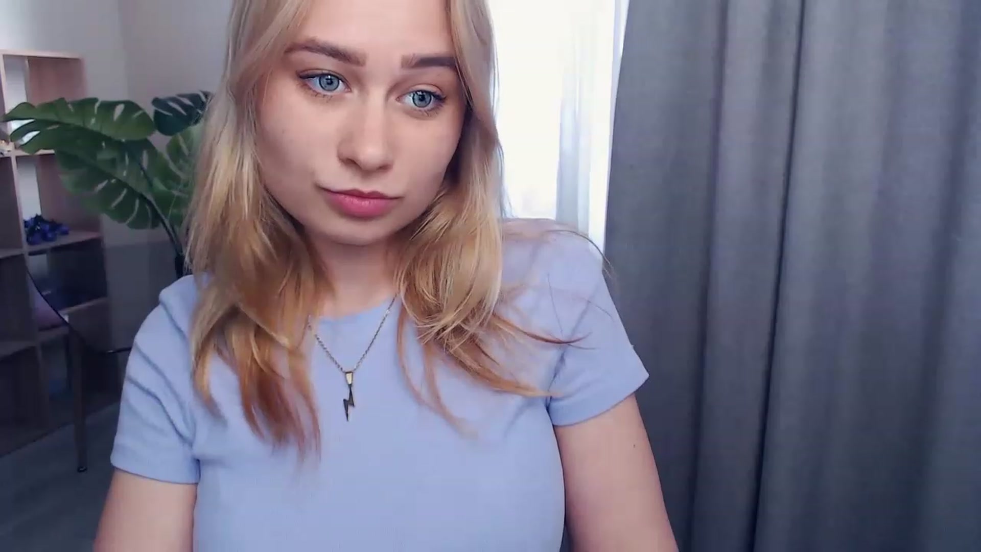 Gallery image thumbnail from Kukla_kolduna's myfreecams stream on, 05/20/2023, 15:00 image 17 of 20