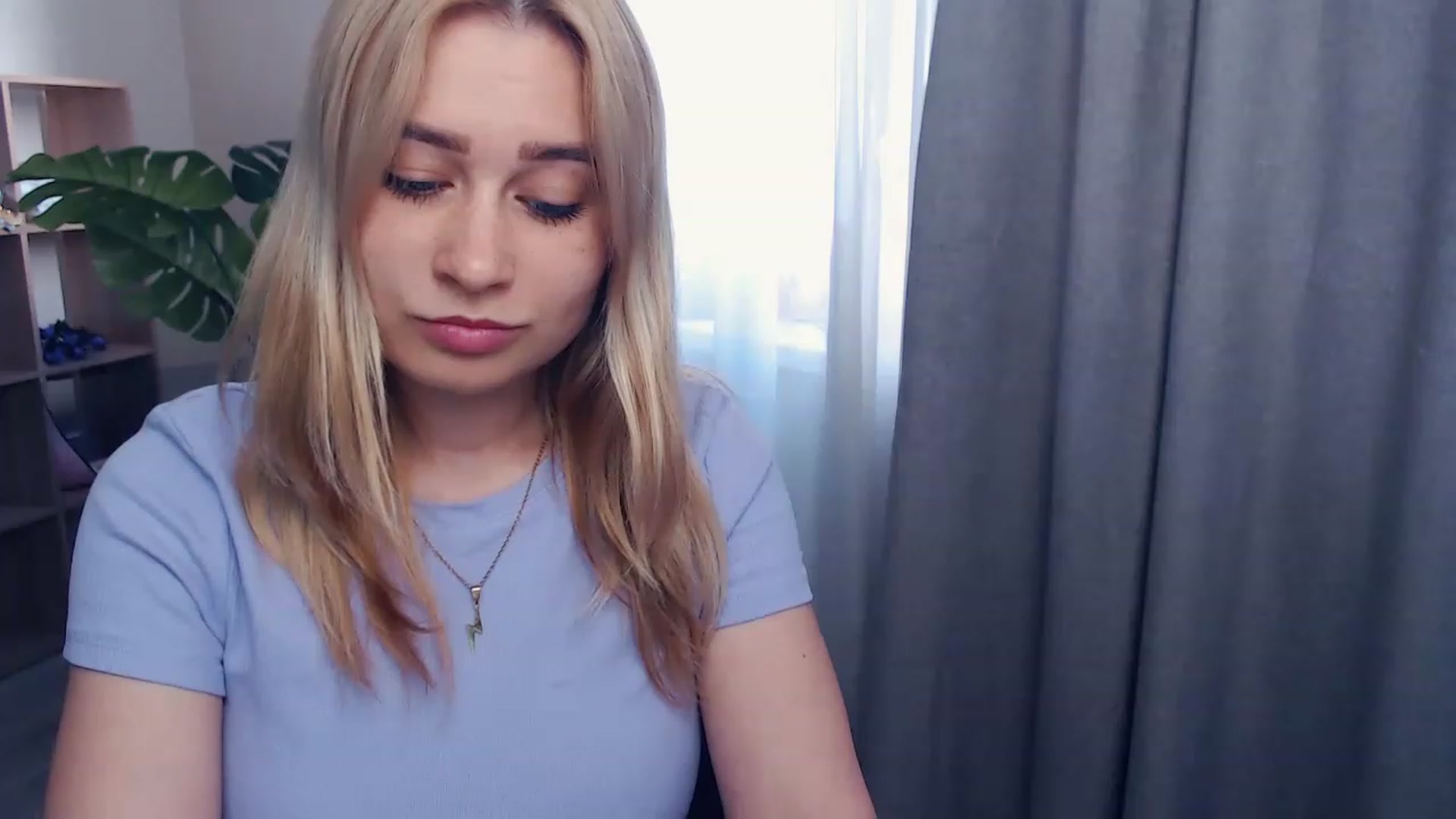 Gallery image thumbnail from Kukla_kolduna's myfreecams stream on, 05/20/2023, 15:00 image 9 of 20