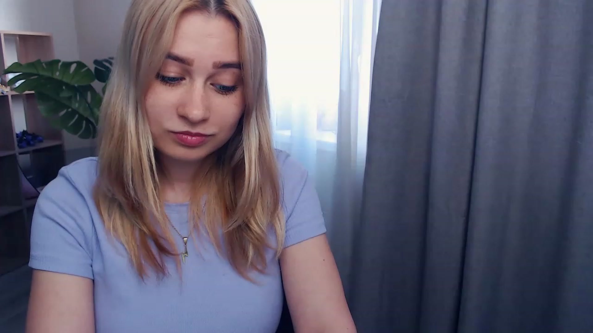 Gallery image thumbnail from Kukla_kolduna's myfreecams stream on, 05/20/2023, 15:00 image 6 of 20