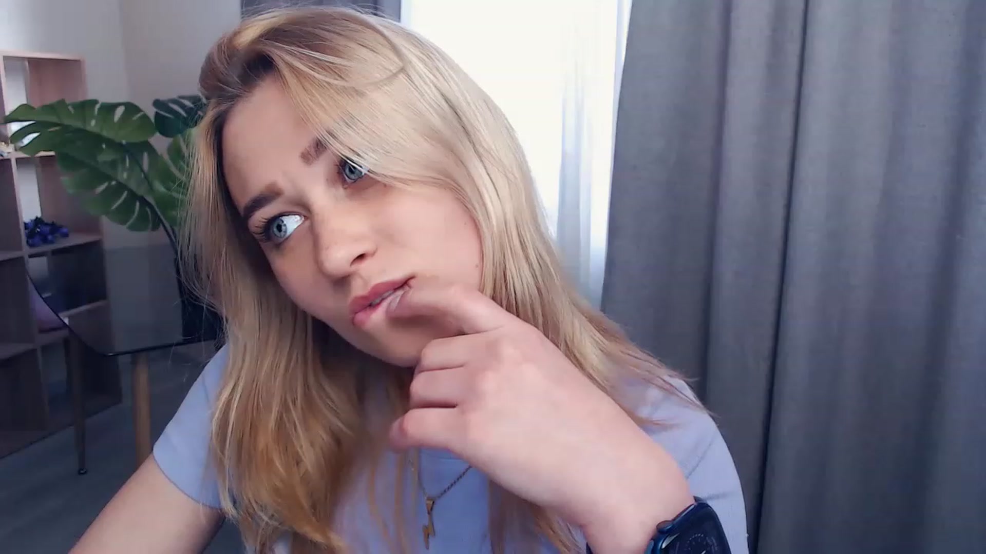 Gallery image thumbnail from Kukla_kolduna's myfreecams stream on, 05/20/2023, 15:00 image 20 of 20