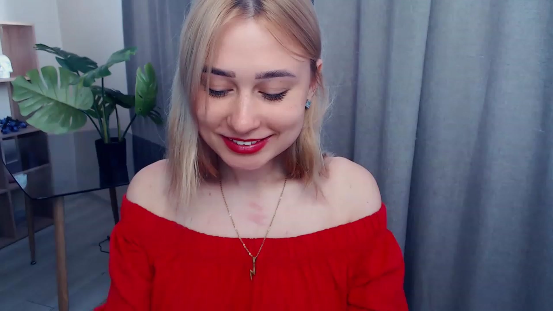 Gallery image thumbnail from Kukla_kolduna's myfreecams stream on, 05/22/2023, 14:17 image 7 of 20