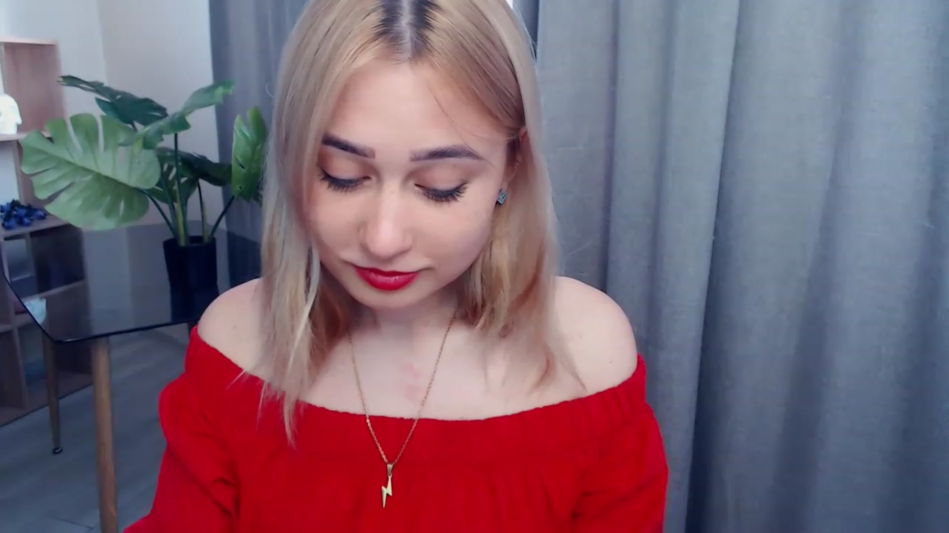 Gallery image thumbnail from Kukla_kolduna's myfreecams stream on, 05/22/2023, 14:17 image 8 of 20