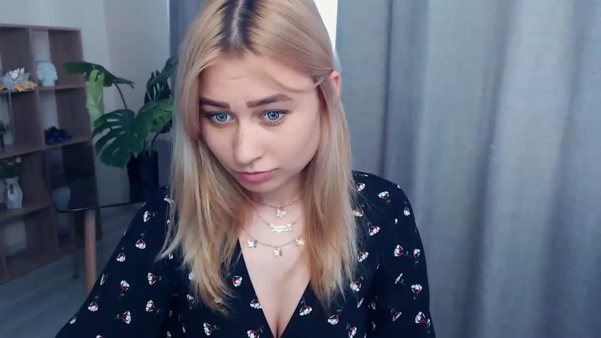 Gallery image thumbnail from Kukla_kolduna's myfreecams stream on, 05/27/2023, 15:07 image 9 of 20