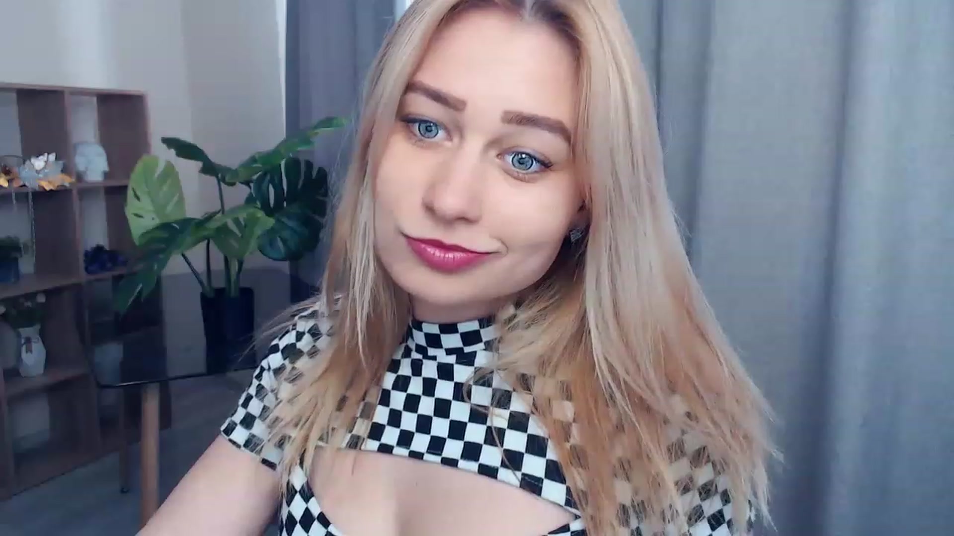 Gallery image thumbnail from Kukla_kolduna's myfreecams stream on, 05/28/2023, 13:23 image 10 of 20