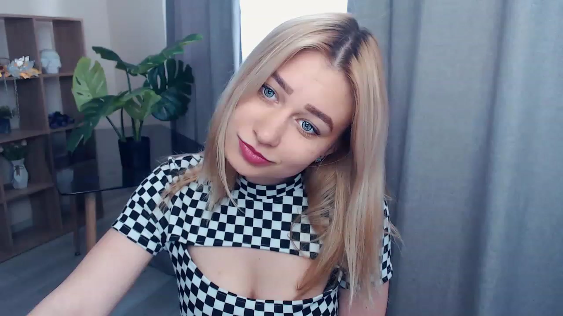 Gallery image thumbnail from Kukla_kolduna's myfreecams stream on, 05/28/2023, 13:23 image 15 of 20
