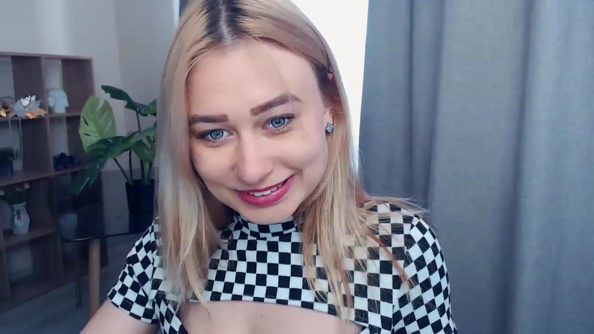 Gallery image thumbnail from Kukla_kolduna's myfreecams stream on, 05/28/2023, 13:23 image 3 of 20