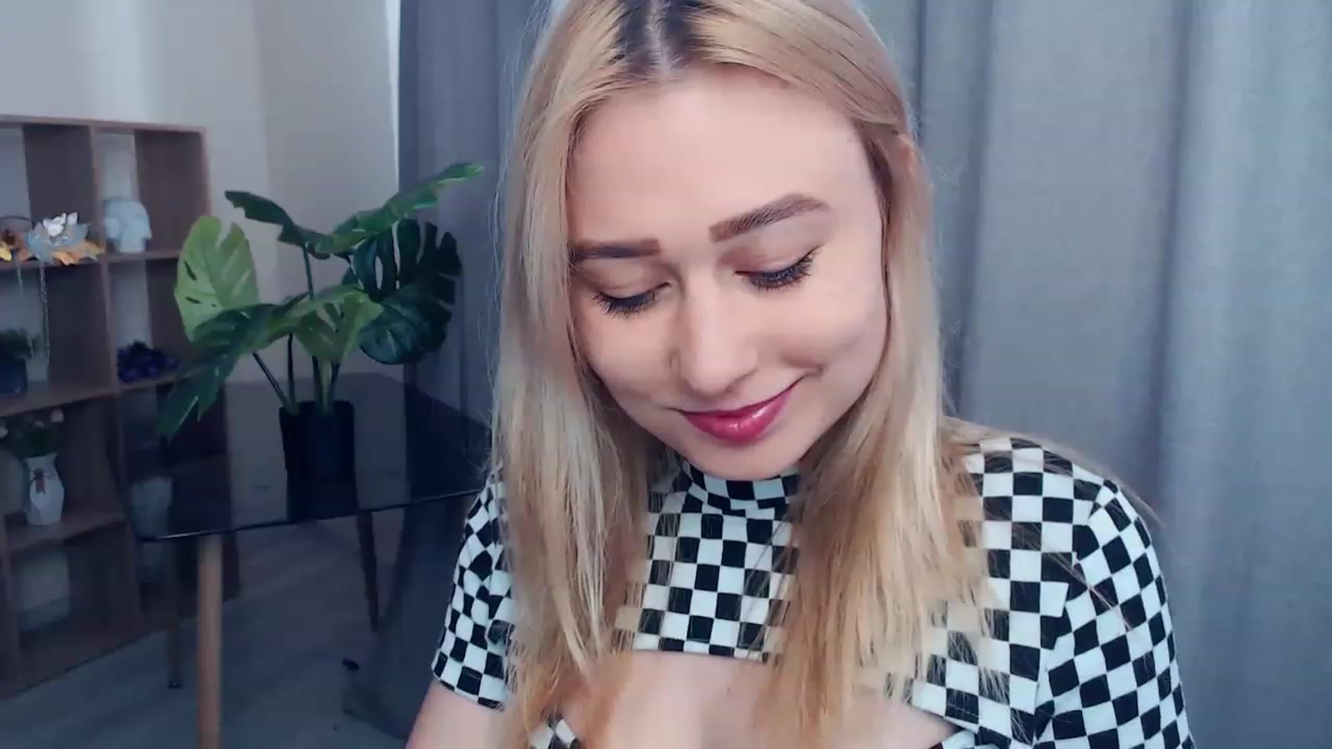 Gallery image thumbnail from Kukla_kolduna's myfreecams stream on, 05/28/2023, 13:23 image 11 of 20