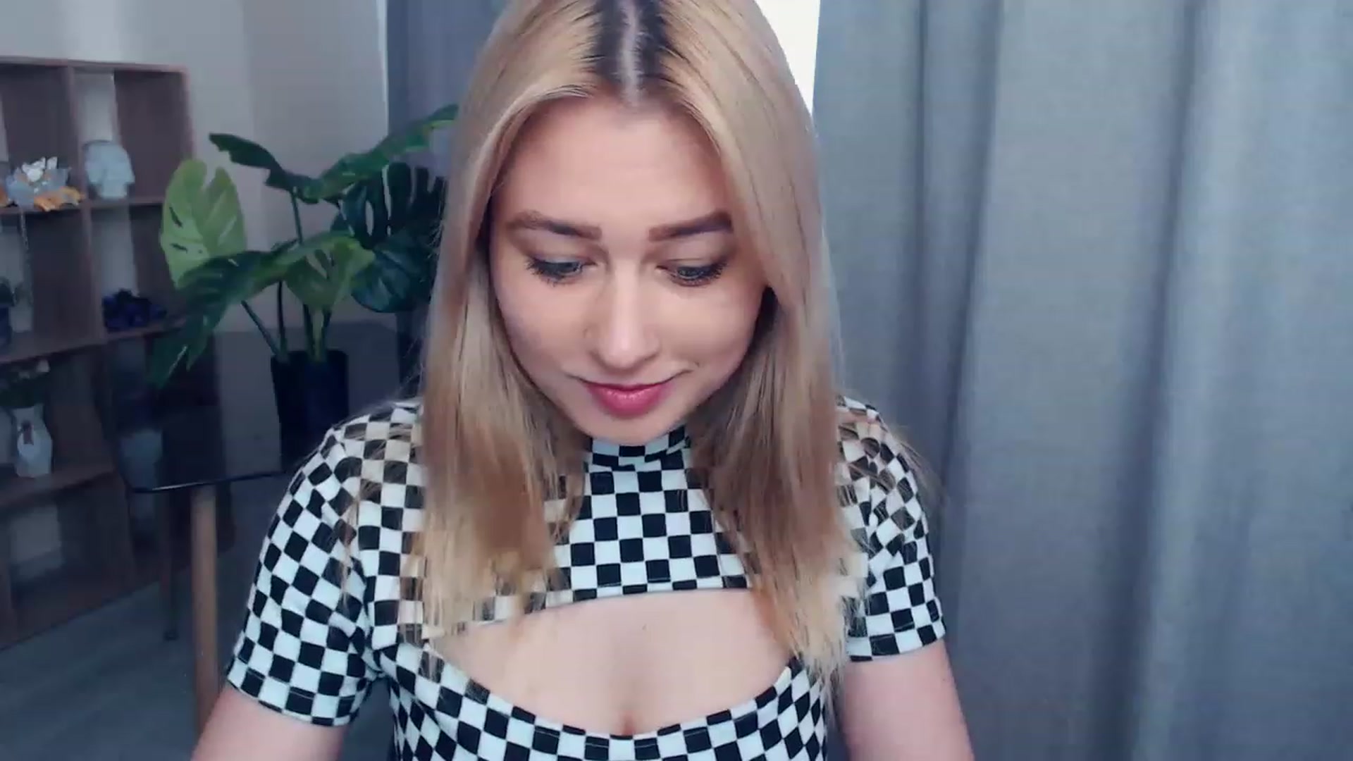 Gallery image thumbnail from Kukla_kolduna's myfreecams stream on, 05/28/2023, 16:04 image 13 of 20