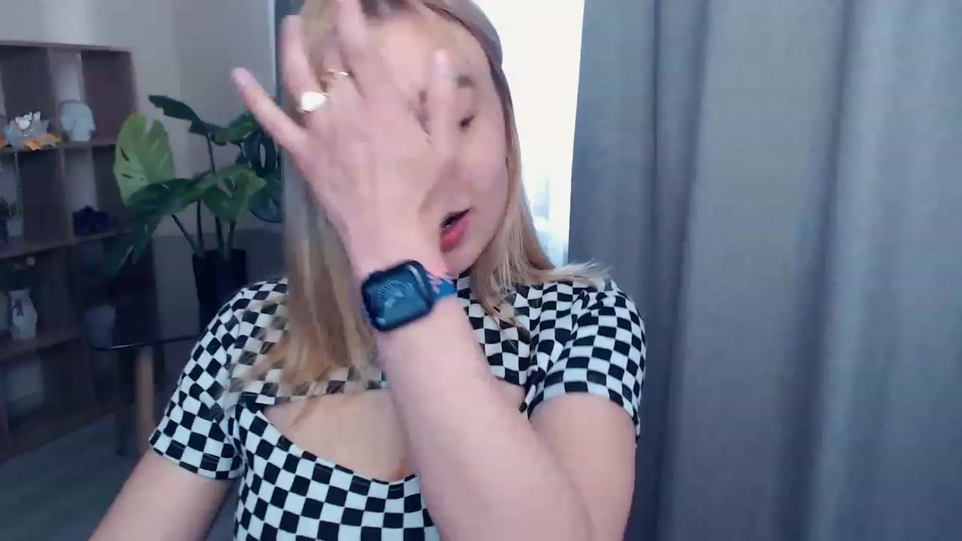 Gallery image thumbnail from Kukla_kolduna's myfreecams stream on, 05/28/2023, 16:04 image 8 of 20