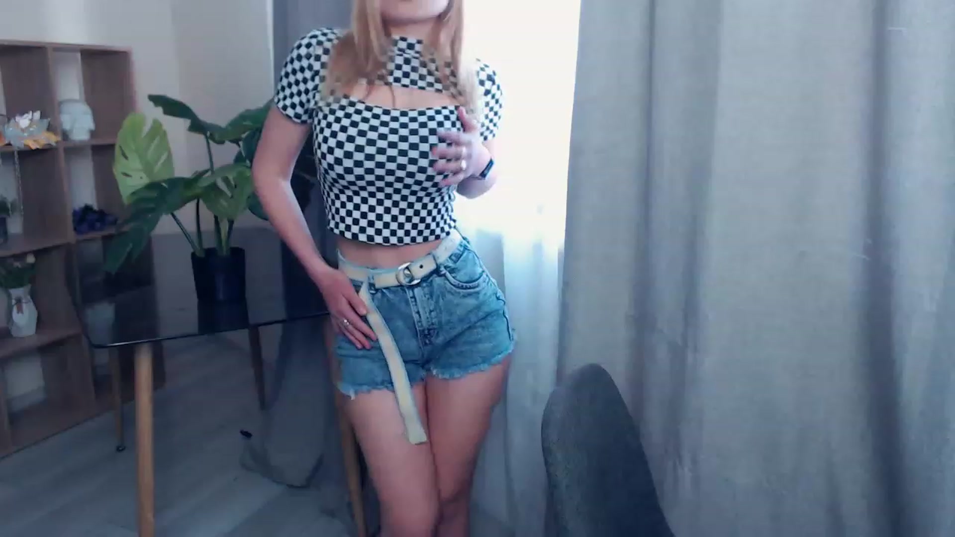 Gallery image thumbnail from Kukla_kolduna's myfreecams stream on, 05/28/2023, 16:04 image 15 of 20