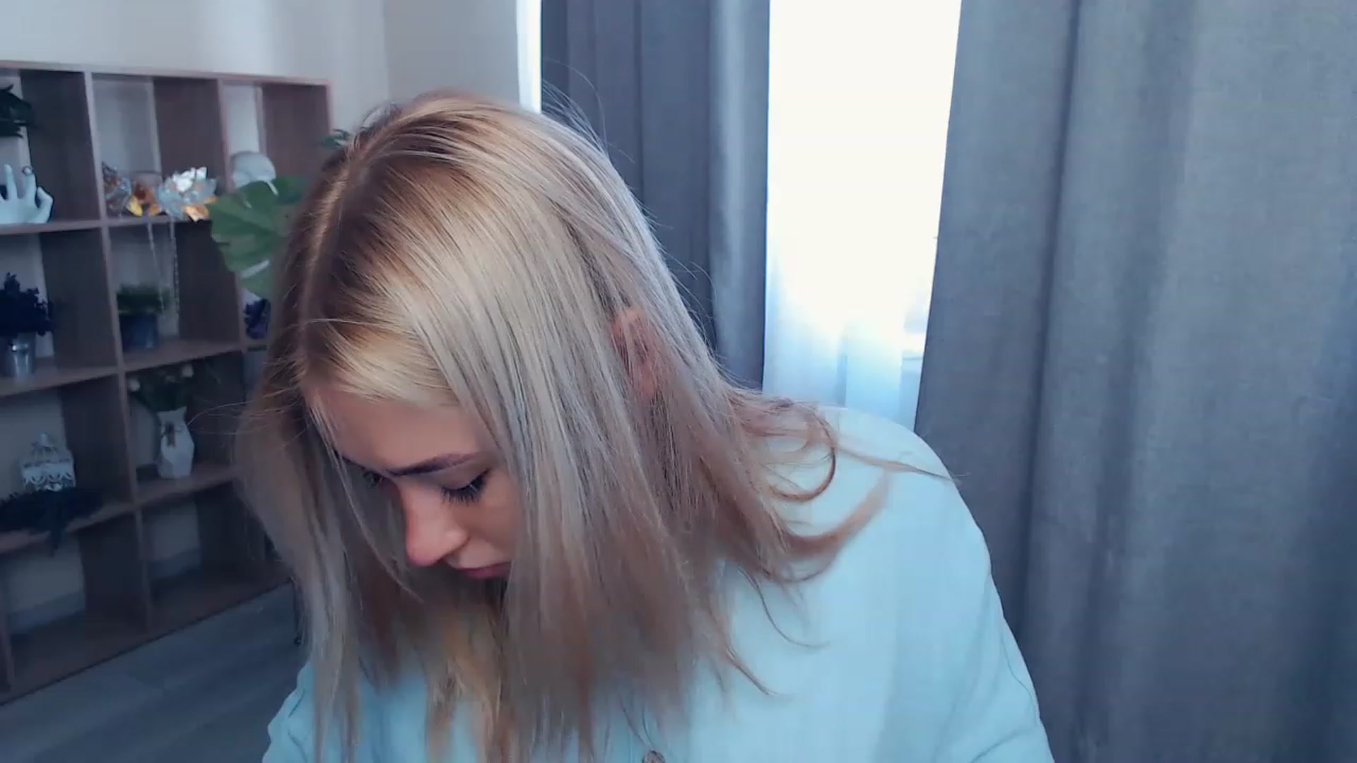 Gallery image thumbnail from Kukla_kolduna's myfreecams stream on, 06/04/2023, 13:15 image 15 of 20
