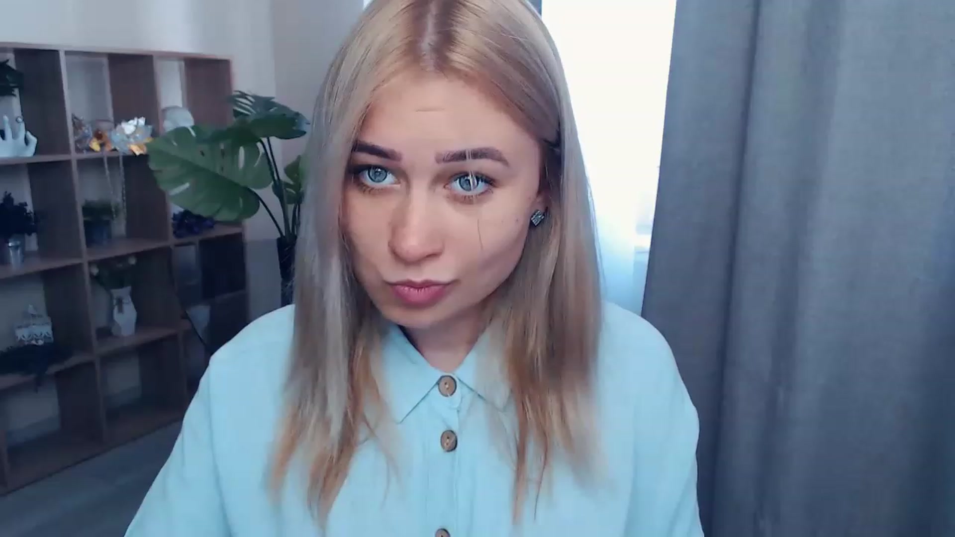 Gallery image thumbnail from Kukla_kolduna's myfreecams stream on, 06/04/2023, 13:15 image 18 of 20