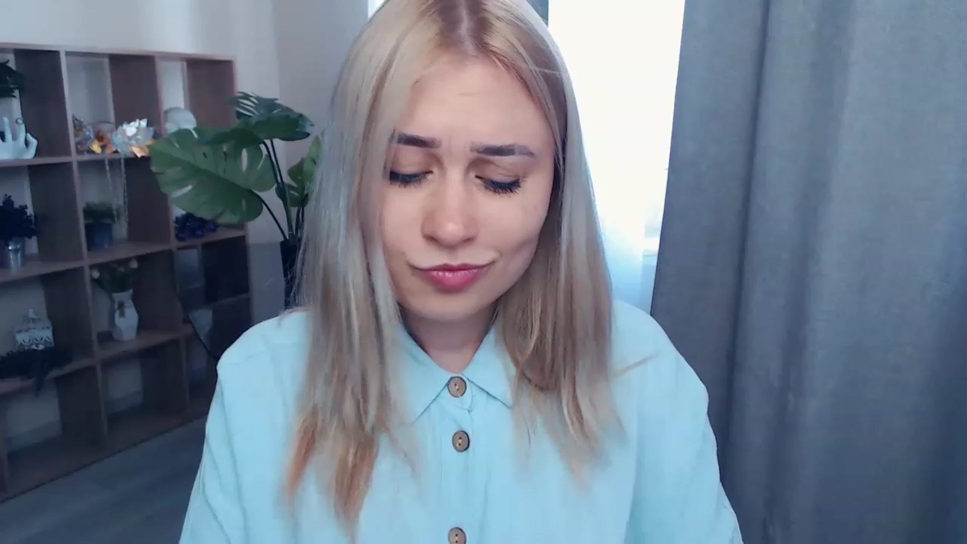 Gallery image thumbnail from Kukla_kolduna's myfreecams stream on, 06/04/2023, 13:15 image 16 of 20