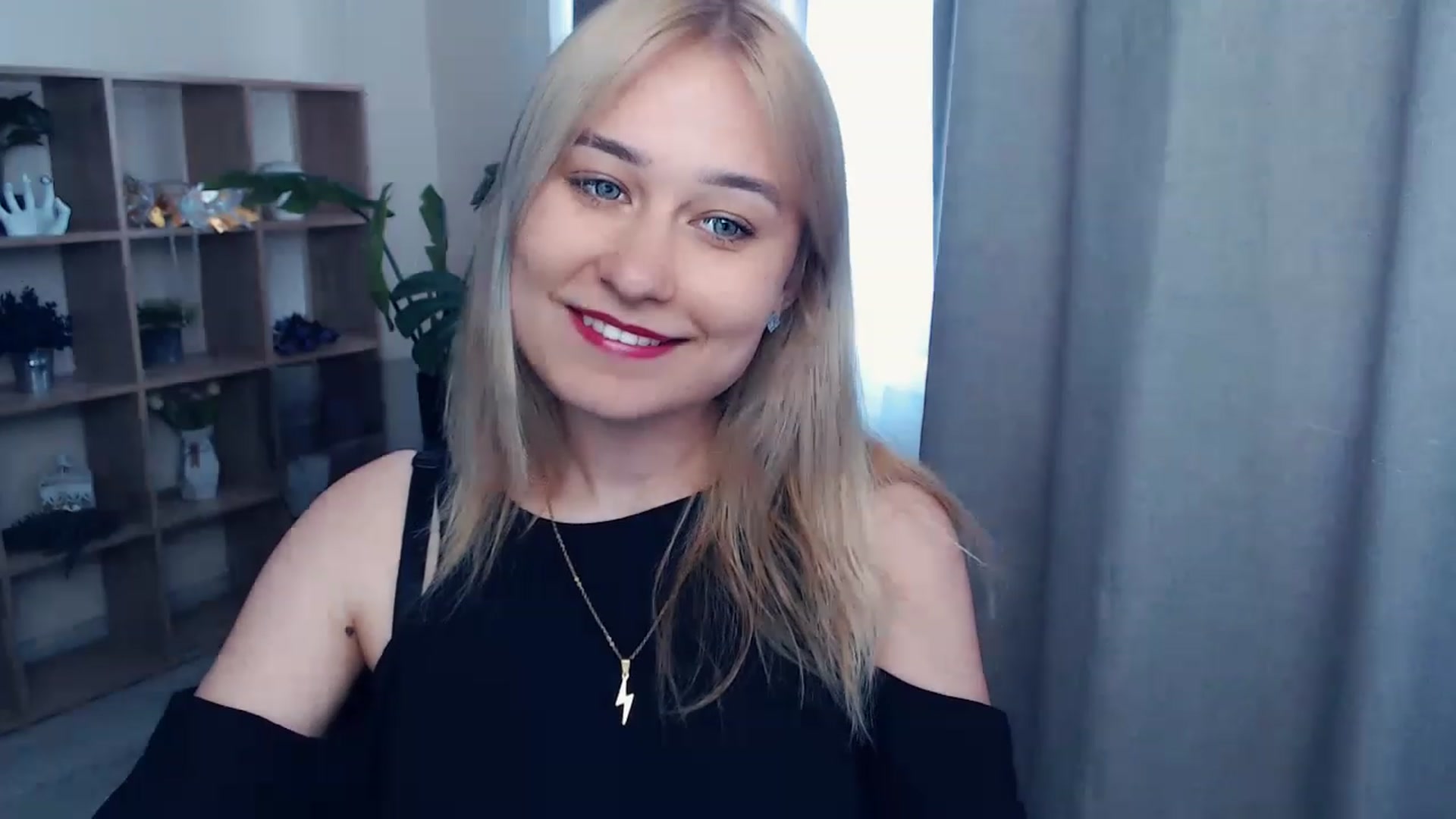 Gallery image thumbnail from Kukla_kolduna's myfreecams stream on, 06/05/2023, 12:47 image 8 of 20