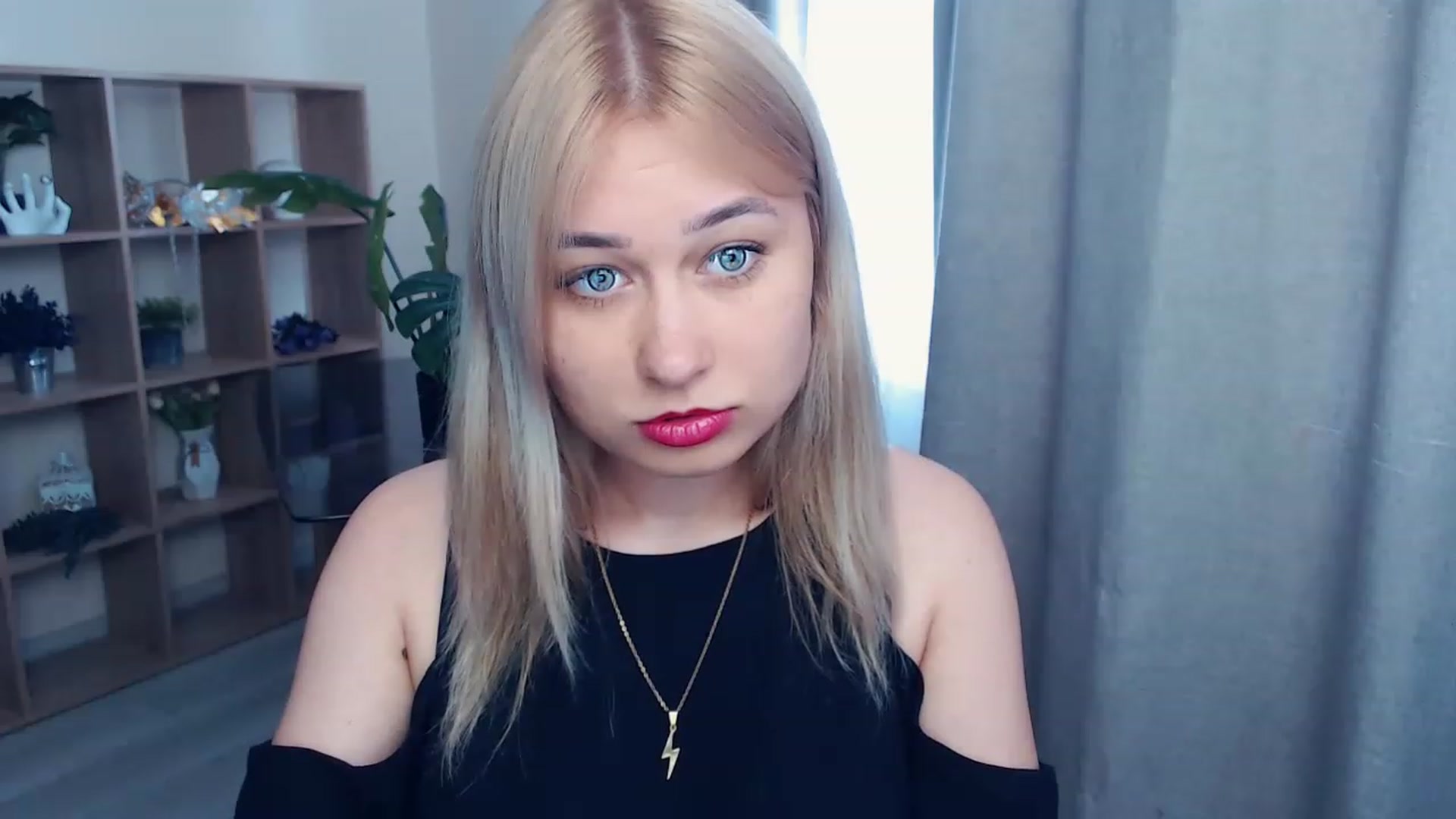 Gallery image thumbnail from Kukla_kolduna's myfreecams stream on, 06/05/2023, 12:47 image 14 of 20