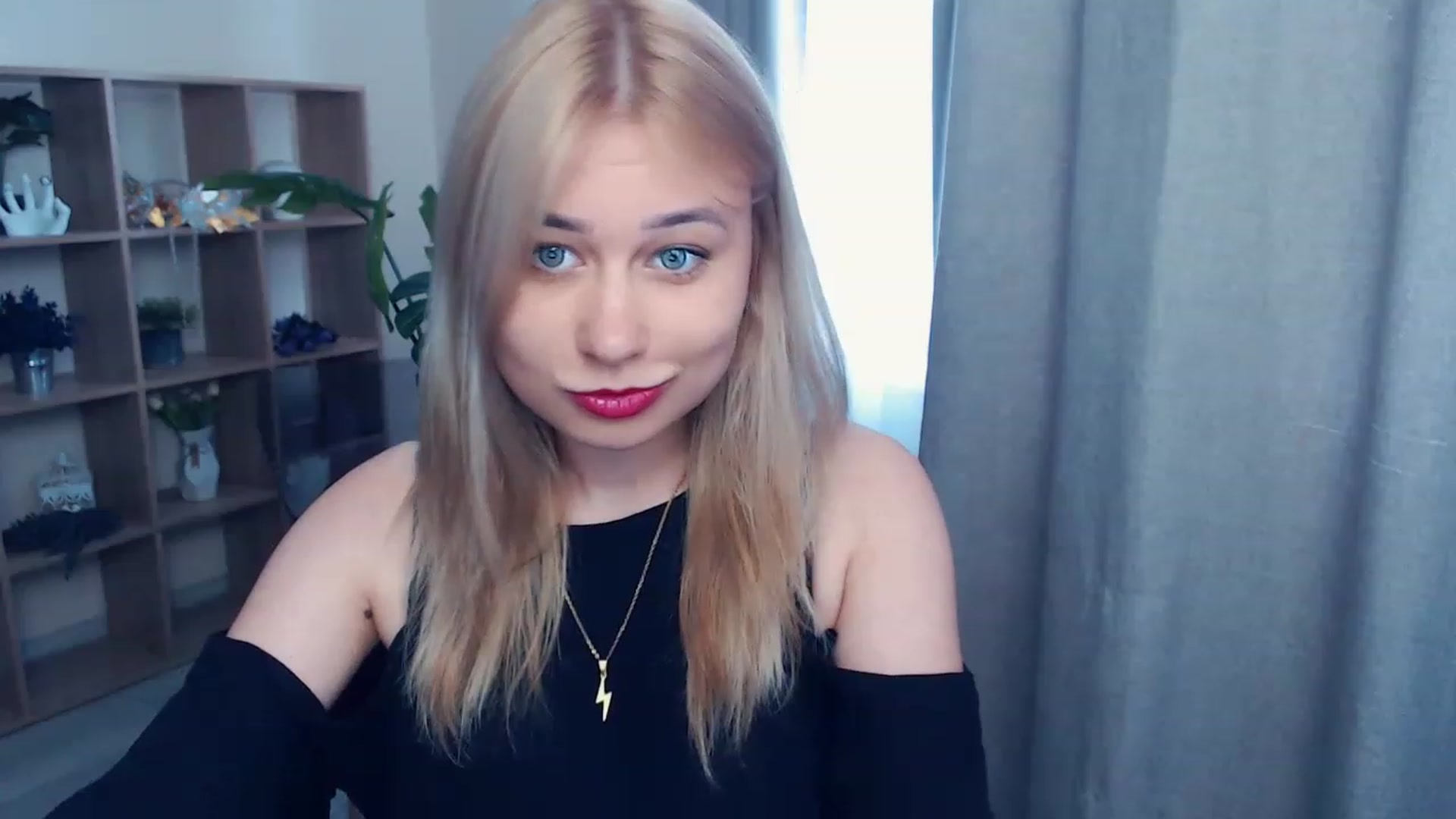 Gallery image thumbnail from Kukla_kolduna's myfreecams stream on, 06/05/2023, 12:47 image 18 of 20