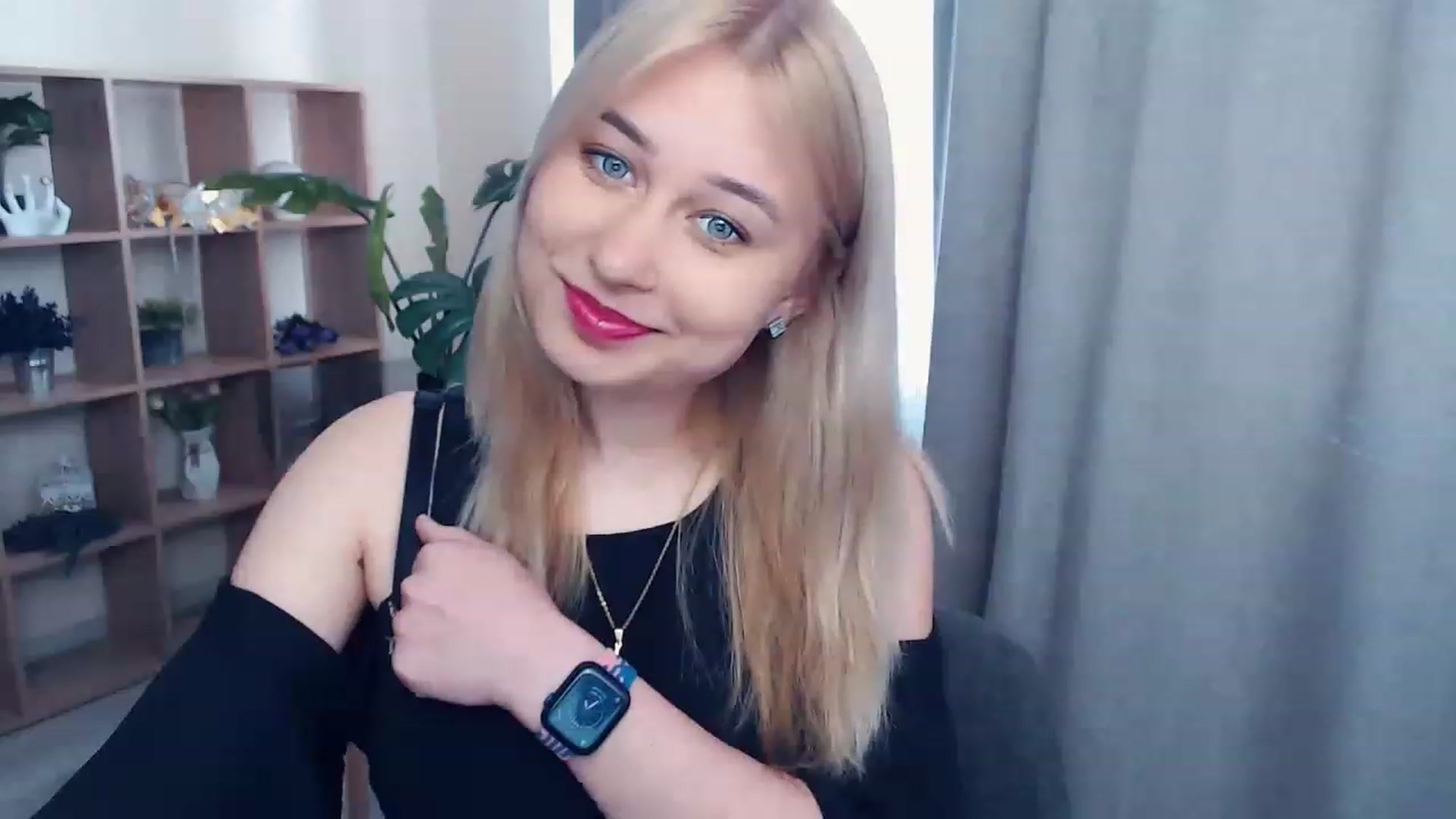 Gallery image thumbnail from Kukla_kolduna's myfreecams stream on, 06/05/2023, 13:43 image 16 of 20