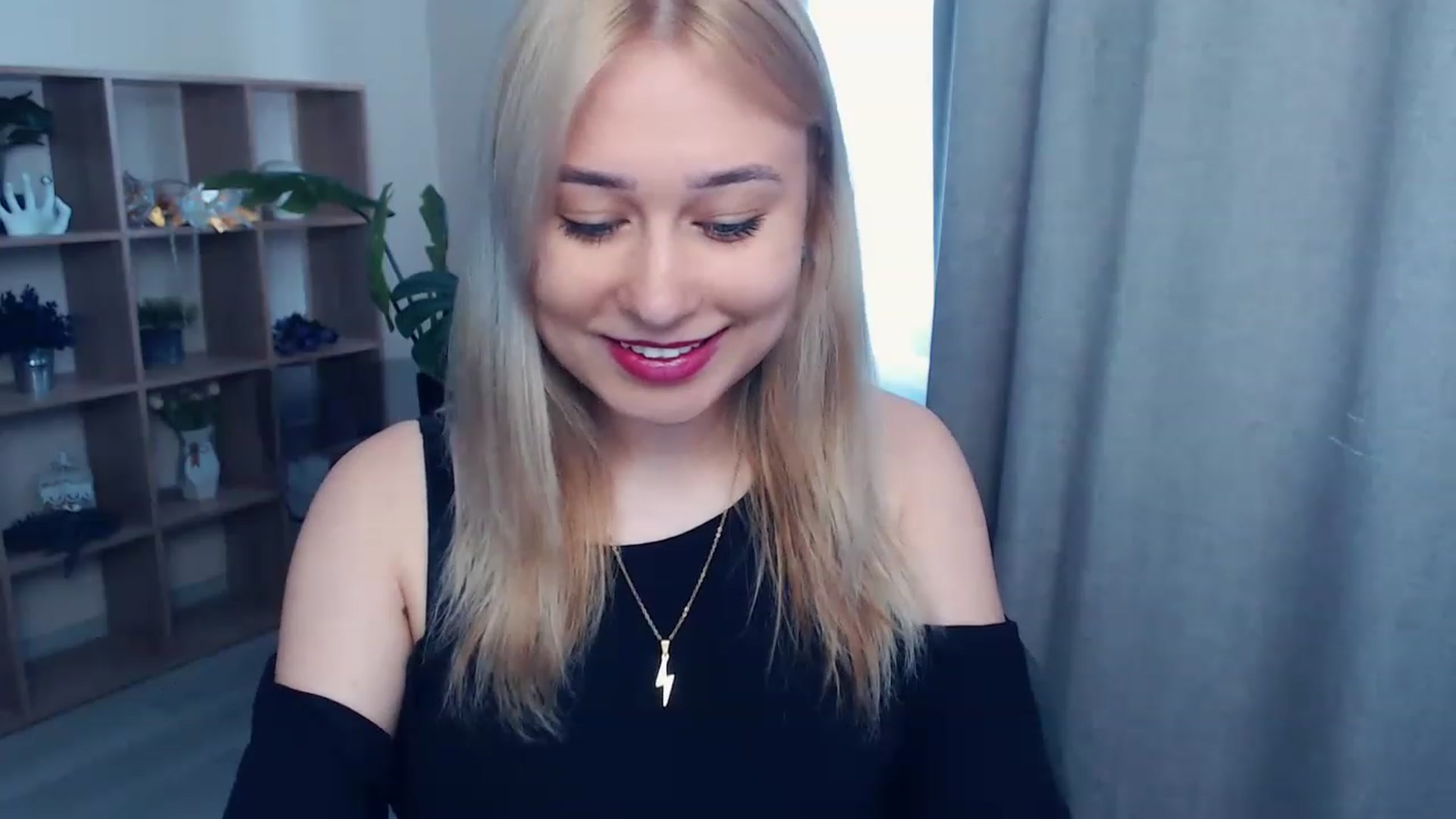 Gallery image thumbnail from Kukla_kolduna's myfreecams stream on, 06/05/2023, 13:43 image 15 of 20
