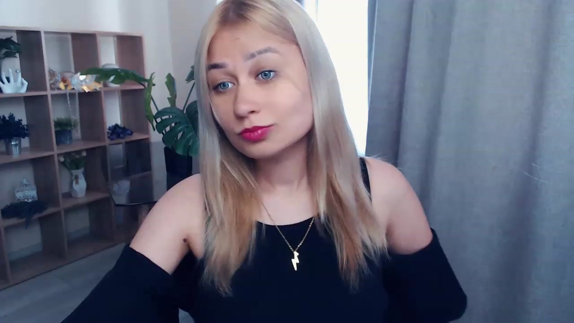 Gallery image thumbnail from Kukla_kolduna's myfreecams stream on, 06/05/2023, 13:43 image 17 of 20