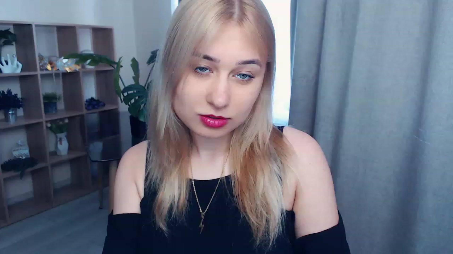Gallery image thumbnail from Kukla_kolduna's myfreecams stream on, 06/05/2023, 14:51 image 4 of 20